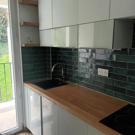 Apartment Family With Parking Metro Line 9 *